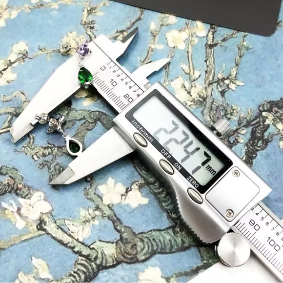 NWOT Green Drop With Purple Star earrings, Sterling silver - Picture 4 of 7